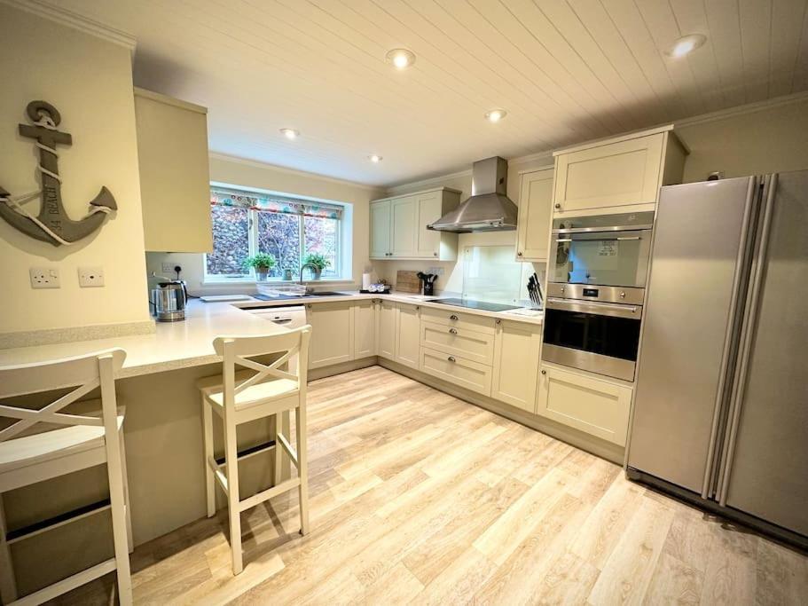 New! Blakeney. Harbour View Blakeney  Exterior photo